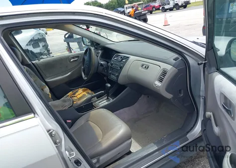 2001 Honda Accord Value Package from USA, damaged, VIN 1HGCF866X1A048995